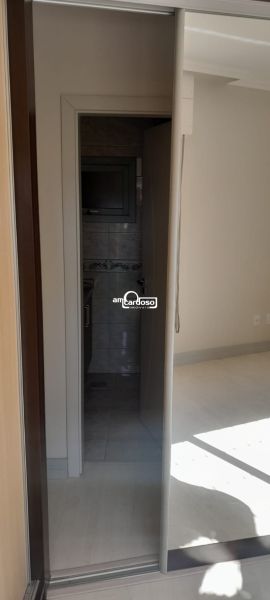 Apartamento com 3 quartos, 3 banheiros e 129m² à venda no bairro Jardim Lindoia, Porto Alegre