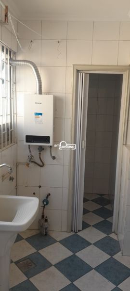 Apartamento com 3 quartos, 3 banheiros e 129m² à venda no bairro Jardim Lindoia, Porto Alegre