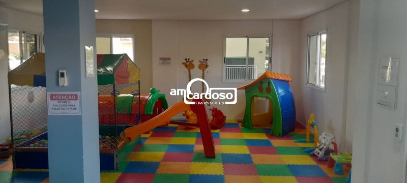 Apartamento com 3 quartos, 2 banheiros e 63m² à venda no bairro Sao Sebastiao, Porto Alegre