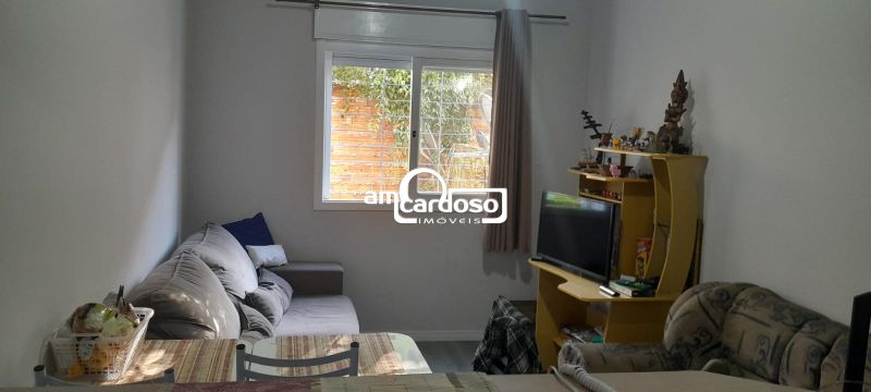Apartamento com 3 quartos, 1 banheiro e 70m² à venda no bairro Sao Sebastiao, Porto Alegre