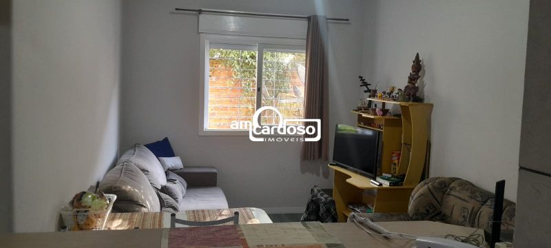 Apartamento com 3 quartos, 1 banheiro e 70m² à venda no bairro Sao Sebastiao, Porto Alegre