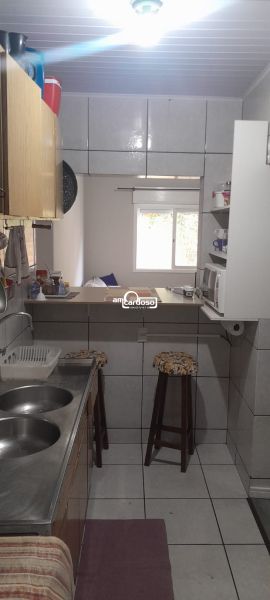 Apartamento com 3 quartos, 1 banheiro e 70m² à venda no bairro Sao Sebastiao, Porto Alegre