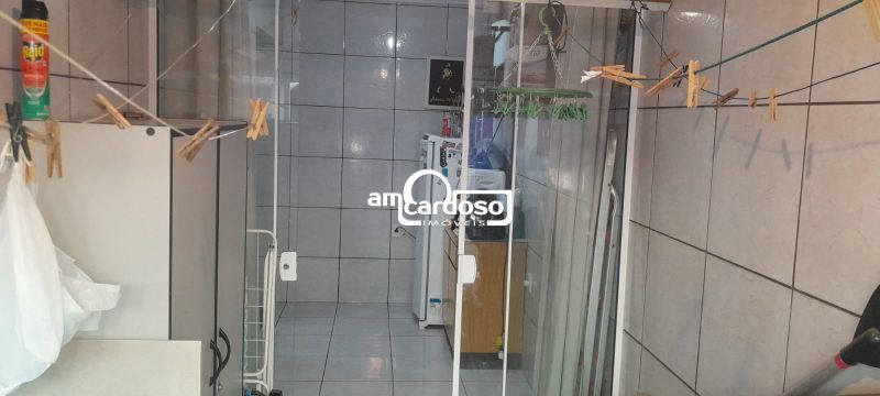 Apartamento com 3 quartos, 1 banheiro e 70m² à venda no bairro Sao Sebastiao, Porto Alegre