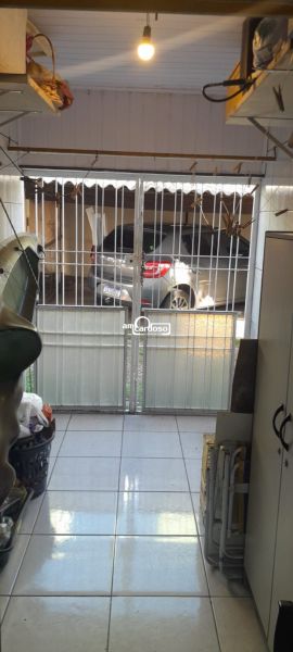 Apartamento com 3 quartos, 1 banheiro e 70m² à venda no bairro Sao Sebastiao, Porto Alegre