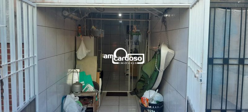 Apartamento com 3 quartos, 1 banheiro e 70m² à venda no bairro Sao Sebastiao, Porto Alegre