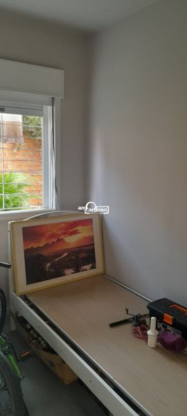 Apartamento com 3 quartos, 1 banheiro e 70m² à venda no bairro Sao Sebastiao, Porto Alegre