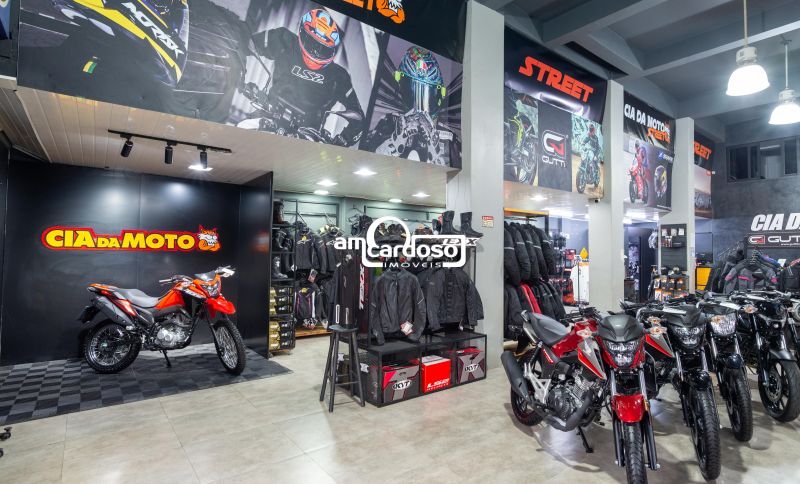 Loja com 1 banheiro e 247m² à venda no bairro Floresta, Porto Alegre