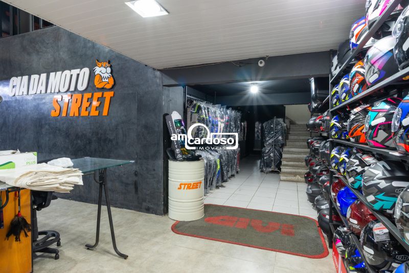 Loja com 1 banheiro e 247m² à venda no bairro Floresta, Porto Alegre