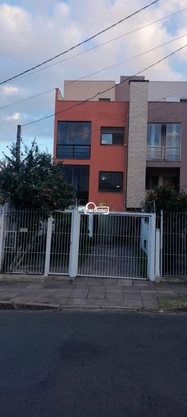 Sobrado com 4 quartos, 4 banheiros e 183m² à venda no bairro Sao Sebastiao, Porto Alegre