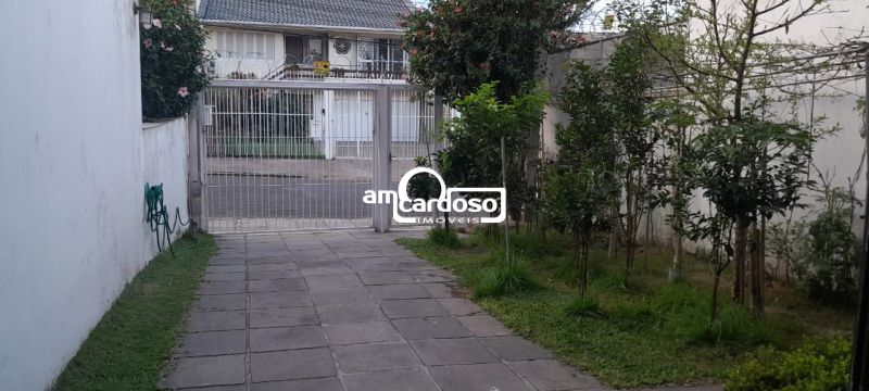 Sobrado com 4 quartos, 4 banheiros e 183m² à venda no bairro Sao Sebastiao, Porto Alegre