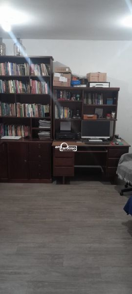 Sobrado com 4 quartos, 4 banheiros e 183m² à venda no bairro Sao Sebastiao, Porto Alegre
