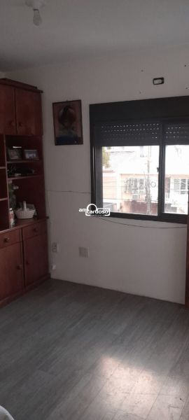 Sobrado com 4 quartos, 4 banheiros e 183m² à venda no bairro Sao Sebastiao, Porto Alegre
