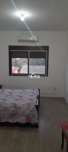 Sobrado com 4 quartos, 4 banheiros e 183m² à venda no bairro Sao Sebastiao, Porto Alegre