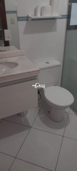 Sobrado com 4 quartos, 4 banheiros e 183m² à venda no bairro Sao Sebastiao, Porto Alegre