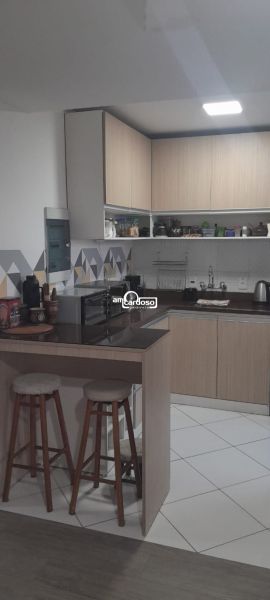 Sobrado com 4 quartos, 4 banheiros e 183m² à venda no bairro Sao Sebastiao, Porto Alegre
