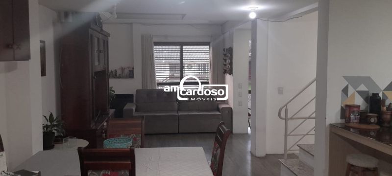 Sobrado com 4 quartos, 4 banheiros e 183m² à venda no bairro Sao Sebastiao, Porto Alegre