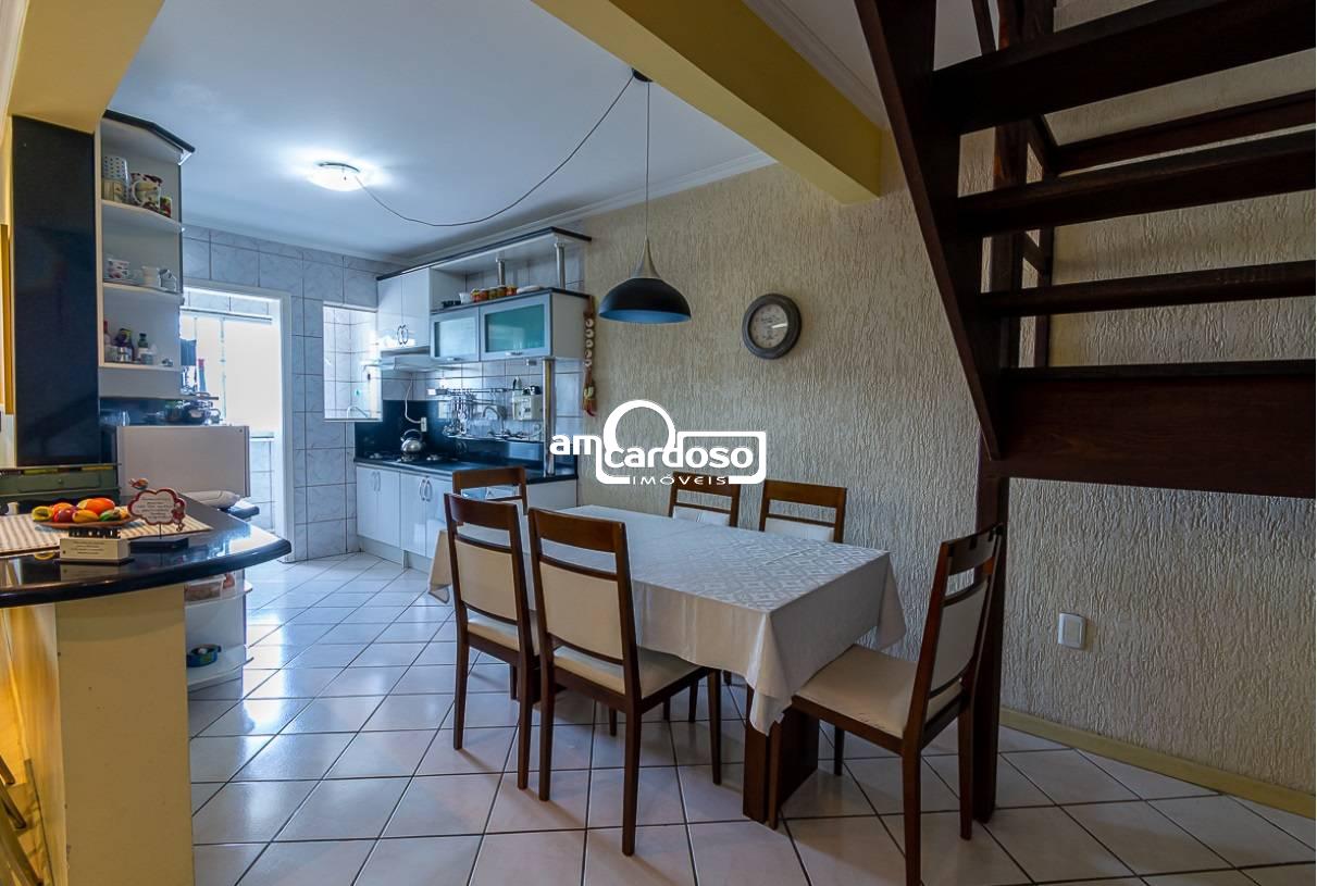 Cobertura com 3 quartos, 3 banheiros e 271m² à venda no bairro Vila Ponta Pora, Cachoeirinha