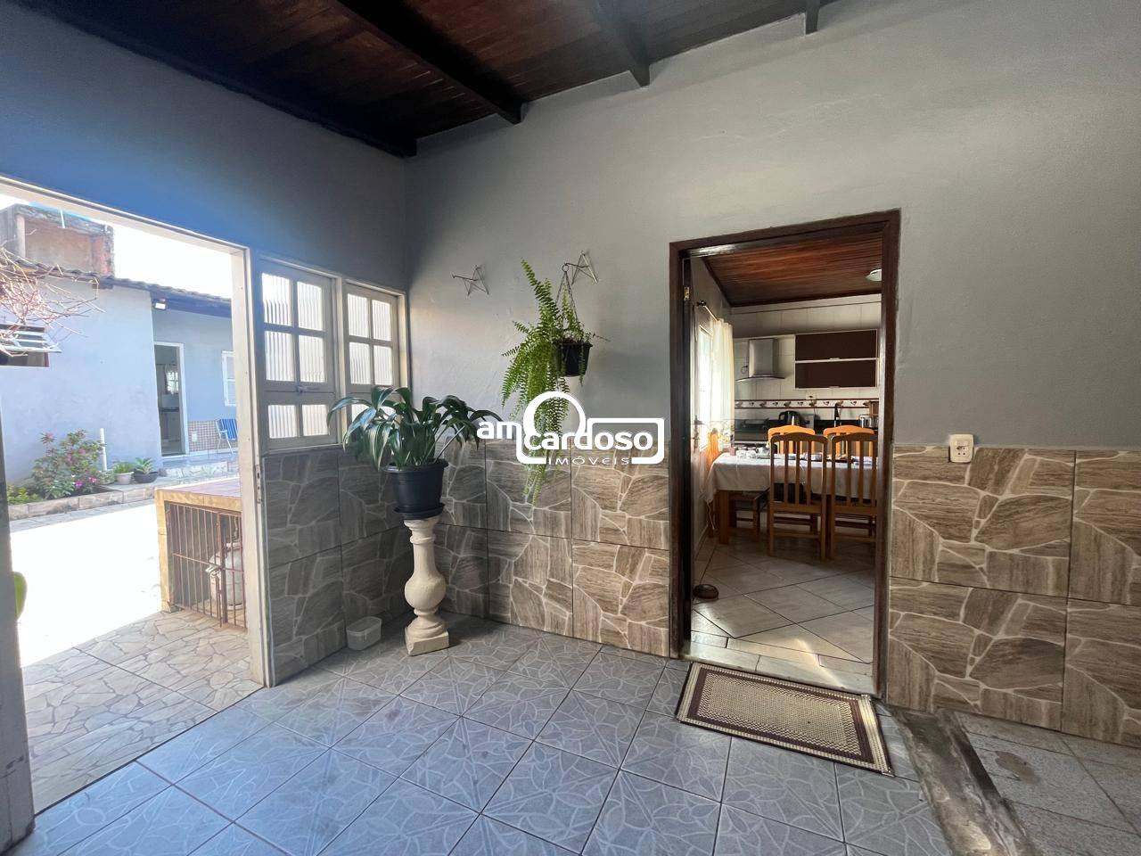 Casa com 4 quartos, 2 banheiros e 153m² à venda no bairro Bom Sucesso, Gravatai