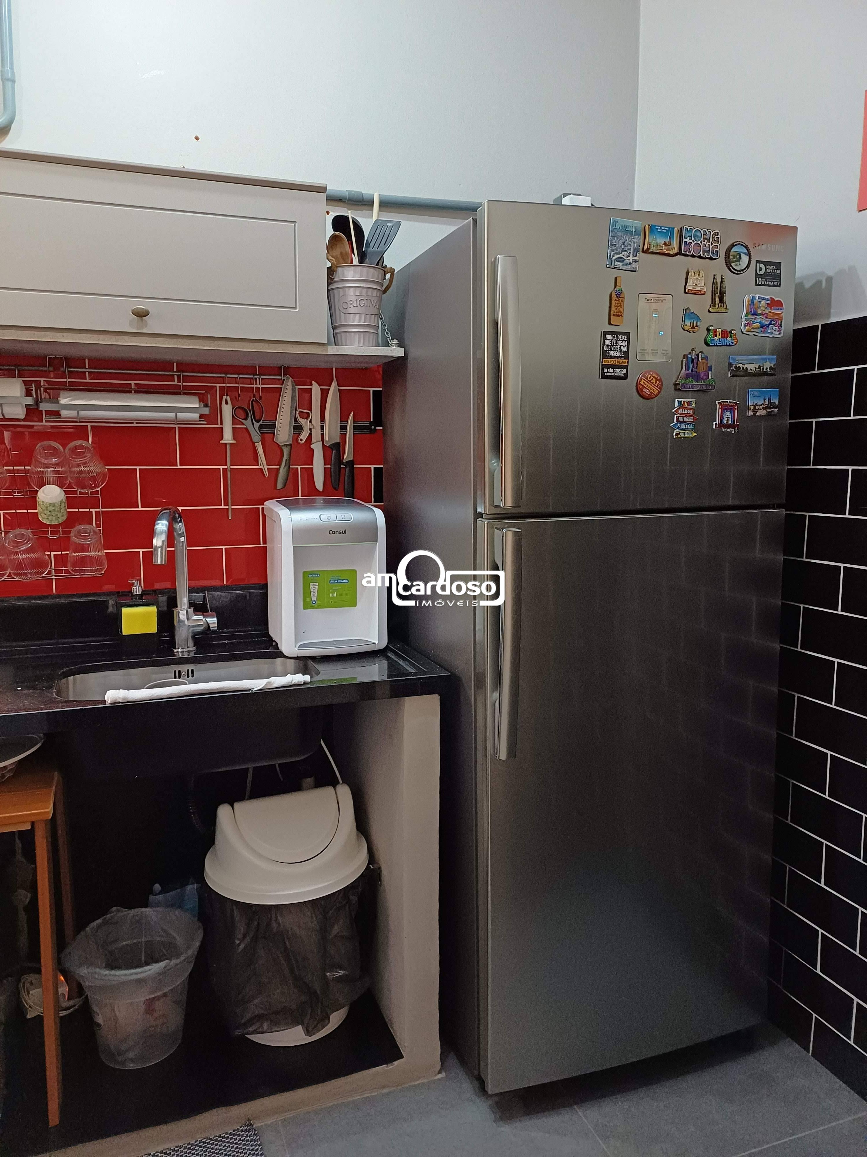 Apartamento com 3 quartos, 1 banheiro e 54m² à venda no bairro Sao Sebastiao, Porto Alegre