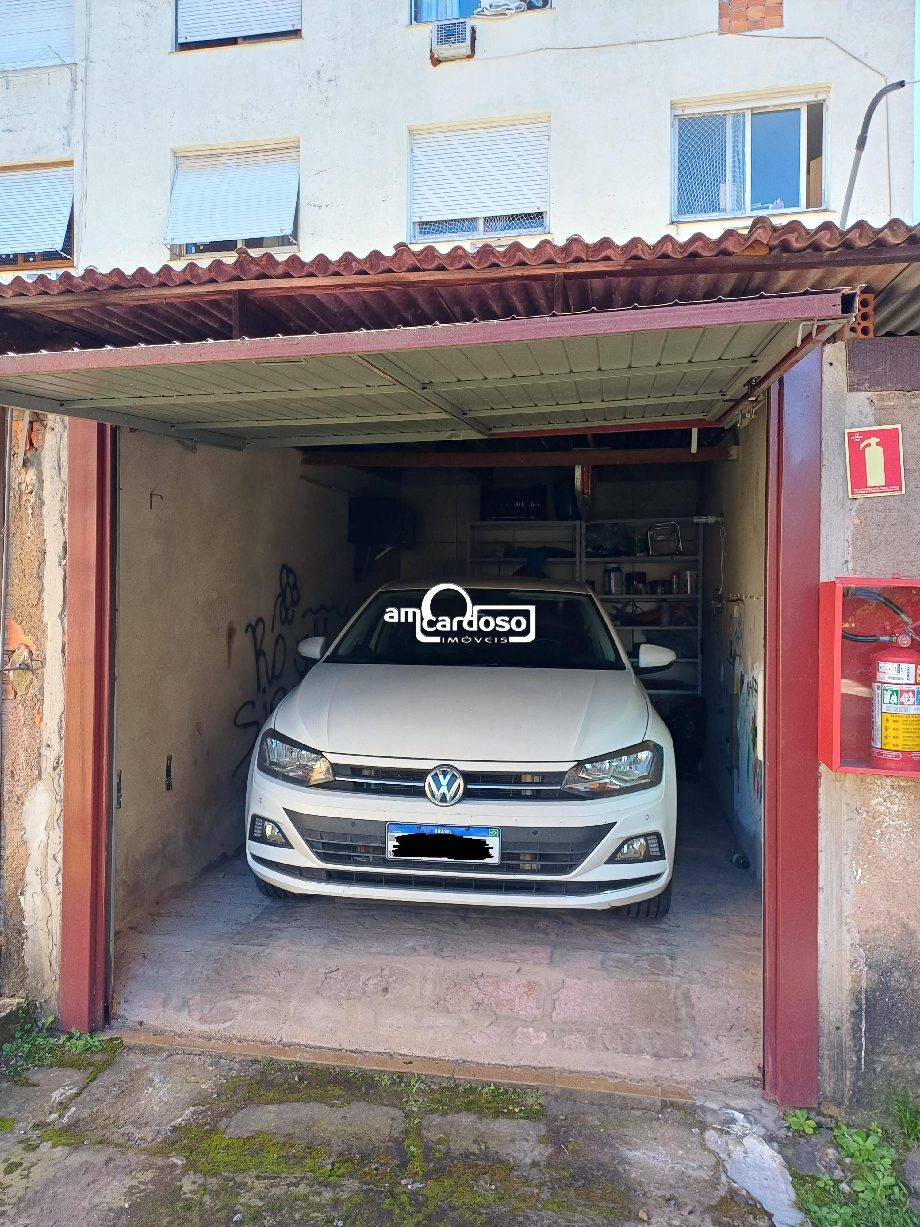 Apartamento com 3 quartos, 1 banheiro e 54m² à venda no bairro Sao Sebastiao, Porto Alegre