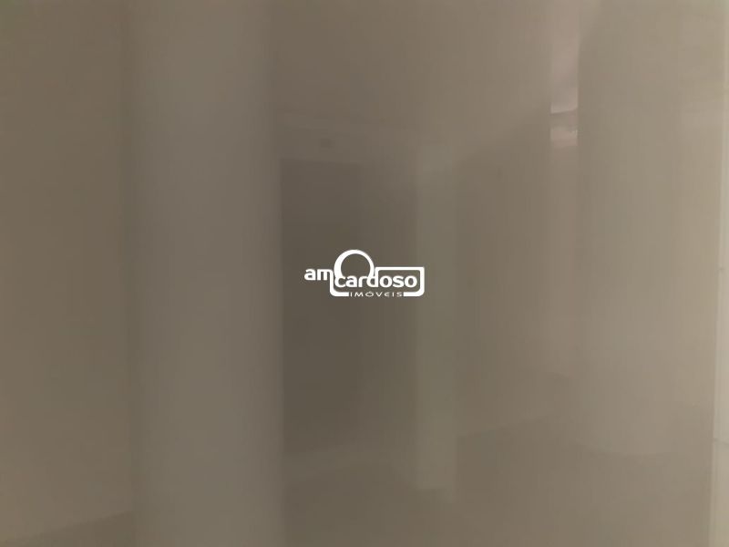 Loja com 4 banheiros e 1071m² à venda no bairro Floresta, Porto Alegre