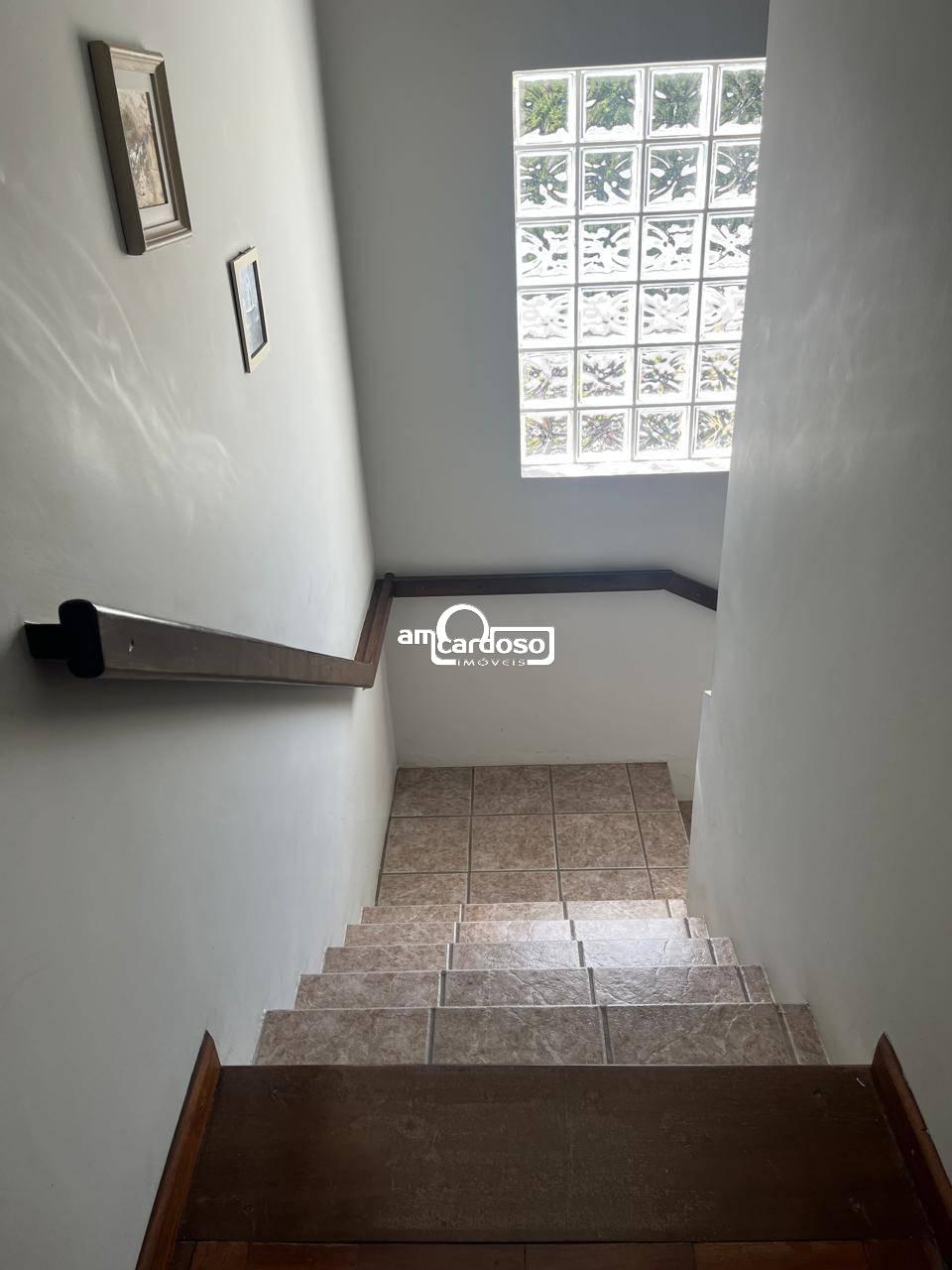 Casa com 4 quartos, 3 banheiros e 120m² à venda no bairro Sao Sebastiao, Porto Alegre