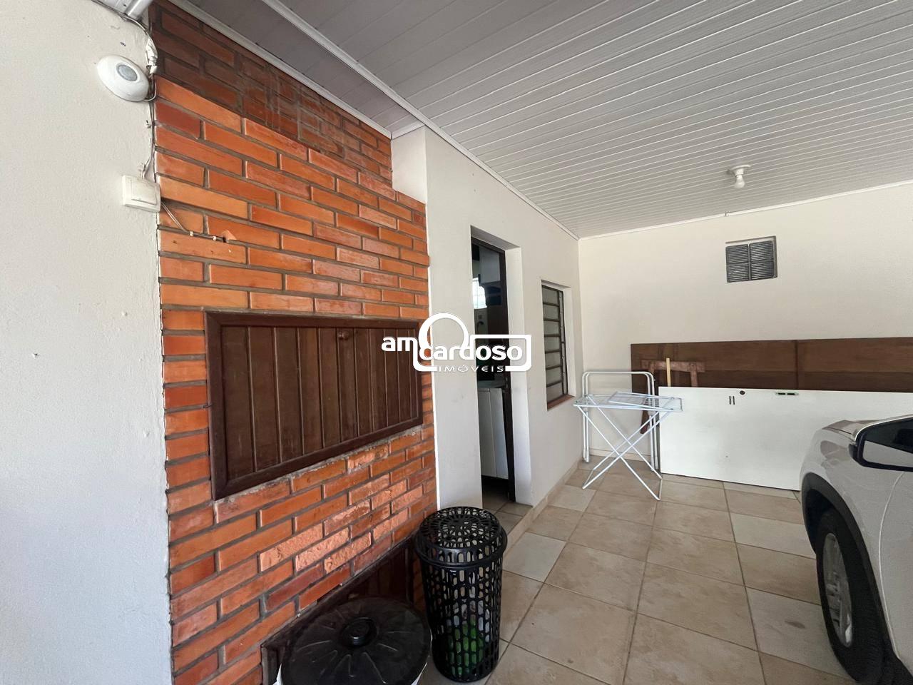 Casa com 4 quartos, 3 banheiros e 120m² à venda no bairro Sao Sebastiao, Porto Alegre