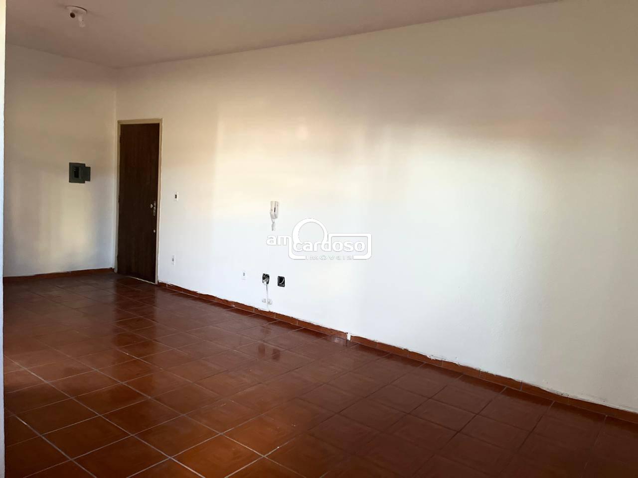 Sala com 28m² à venda no bairro Passo Dareia, Porto Alegre