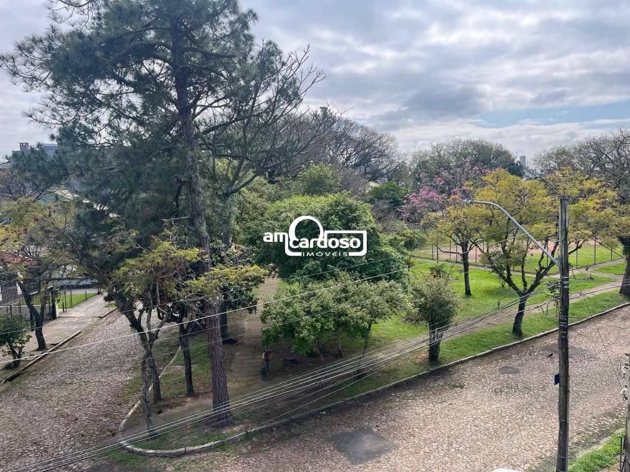Apartamento com 3 quartos, 2 banheiros e 99m² à venda no bairro Sao Sebastiao, Porto Alegre