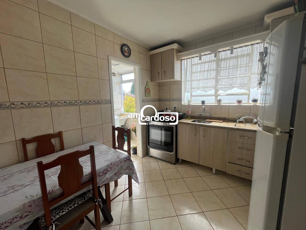 Apartamento com 3 quartos, 2 banheiros e 99m² à venda no bairro Sao Sebastiao, Porto Alegre