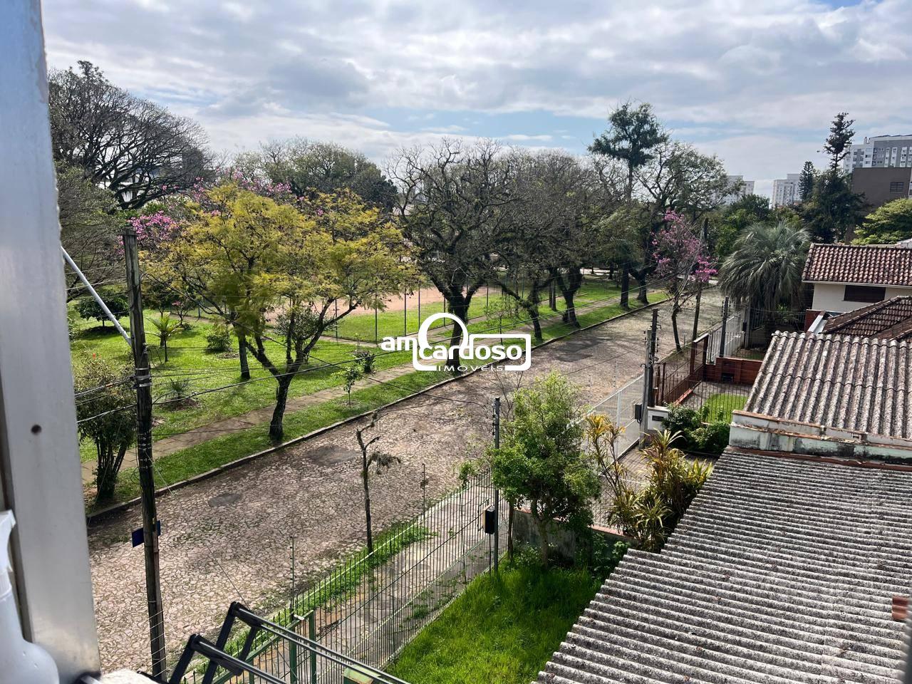 Apartamento com 3 quartos, 2 banheiros e 99m² à venda no bairro Sao Sebastiao, Porto Alegre