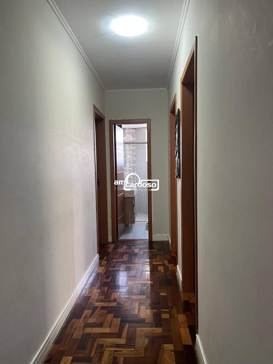 Apartamento com 3 quartos, 2 banheiros e 99m² à venda no bairro Sao Sebastiao, Porto Alegre