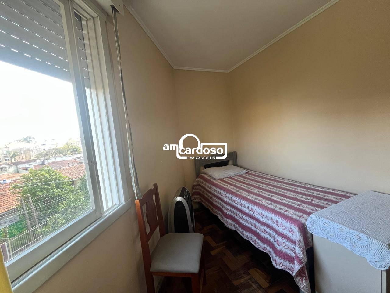 Apartamento com 3 quartos, 2 banheiros e 99m² à venda no bairro Sao Sebastiao, Porto Alegre
