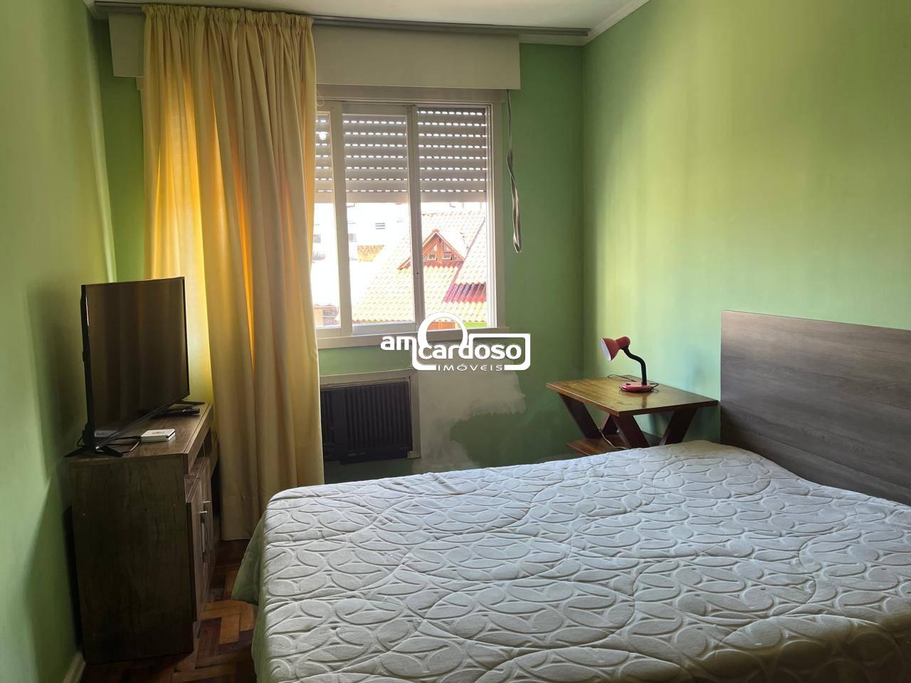 Apartamento com 3 quartos, 2 banheiros e 99m² à venda no bairro Sao Sebastiao, Porto Alegre