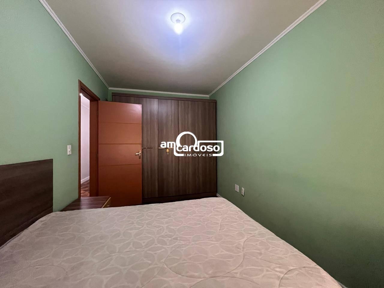 Apartamento com 3 quartos, 2 banheiros e 99m² à venda no bairro Sao Sebastiao, Porto Alegre
