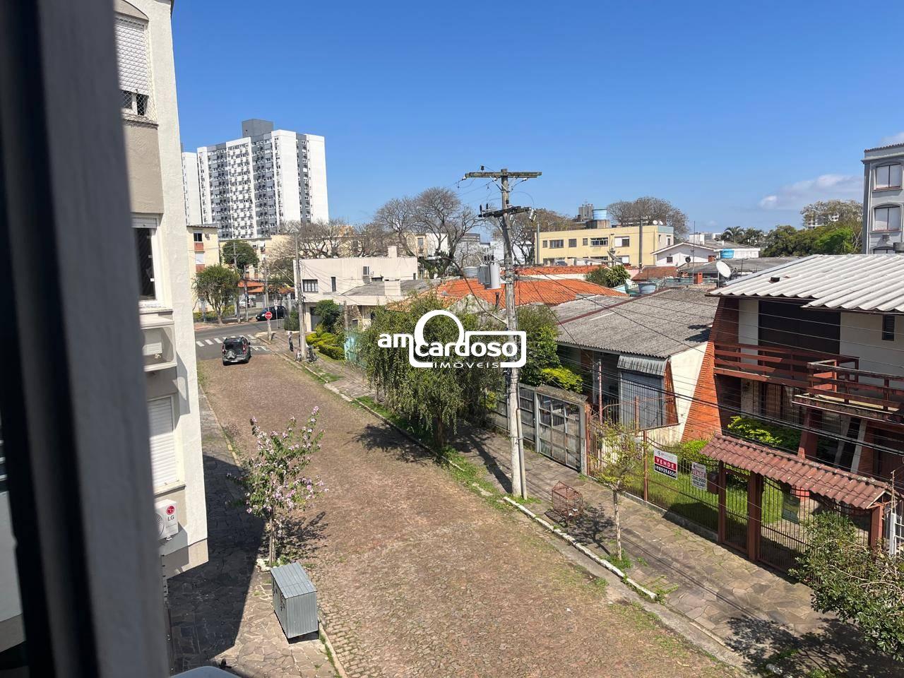 Apartamento com 3 quartos, 2 banheiros e 99m² à venda no bairro Sao Sebastiao, Porto Alegre