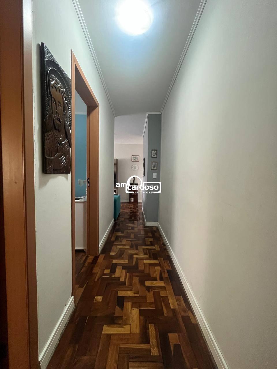 Apartamento com 3 quartos, 2 banheiros e 99m² à venda no bairro Sao Sebastiao, Porto Alegre