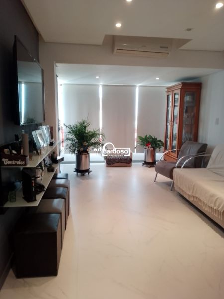 Cobertura com 3 quartos, 4 banheiros e 202m² à venda no bairro Jardim Lindoia, Porto Alegre