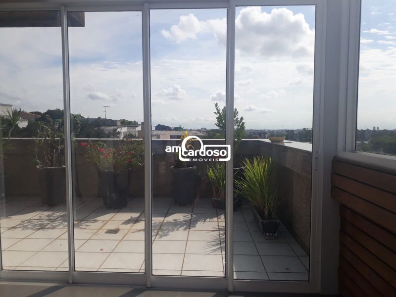 Cobertura com 3 quartos, 4 banheiros e 202m² à venda no bairro Jardim Lindoia, Porto Alegre