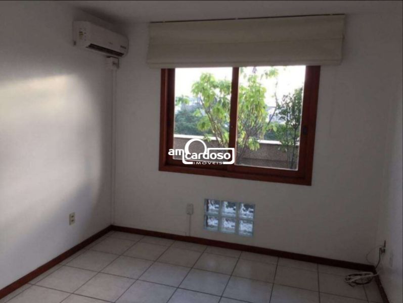 Cobertura com 3 quartos, 4 banheiros e 202m² à venda no bairro Jardim Lindoia, Porto Alegre