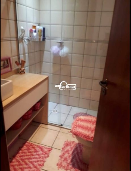 Cobertura com 3 quartos, 4 banheiros e 202m² à venda no bairro Jardim Lindoia, Porto Alegre