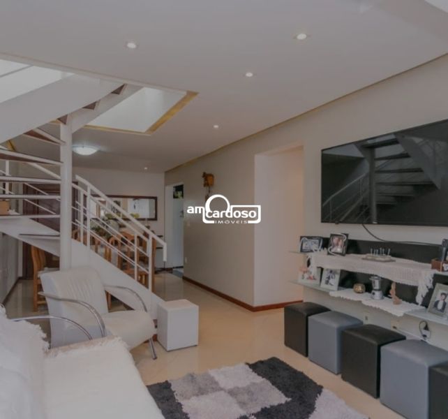 Cobertura com 3 quartos, 4 banheiros e 202m² à venda no bairro Jardim Lindoia, Porto Alegre