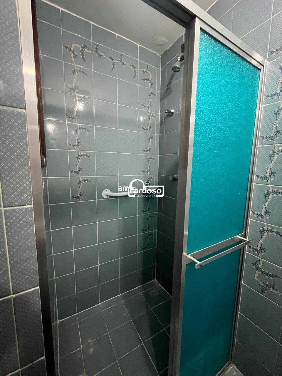 Apartamento com 2 quartos, 2 banheiros e 85m² à venda no bairro Jardim Lindoia, Porto Alegre