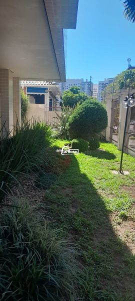 Apartamento com 3 quartos, 3 banheiros e 120m² à venda no bairro Sao Sebastiao, Porto Alegre