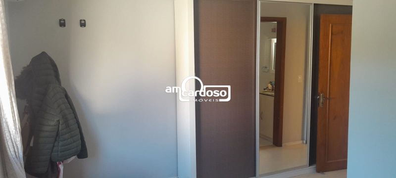 Apartamento com 3 quartos, 3 banheiros e 120m² à venda no bairro Sao Sebastiao, Porto Alegre