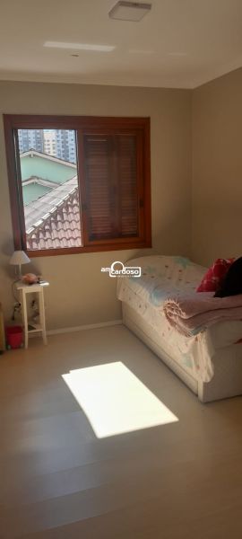 Apartamento com 3 quartos, 3 banheiros e 120m² à venda no bairro Sao Sebastiao, Porto Alegre