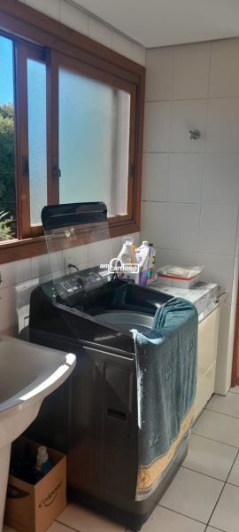 Apartamento com 3 quartos, 3 banheiros e 120m² à venda no bairro Sao Sebastiao, Porto Alegre