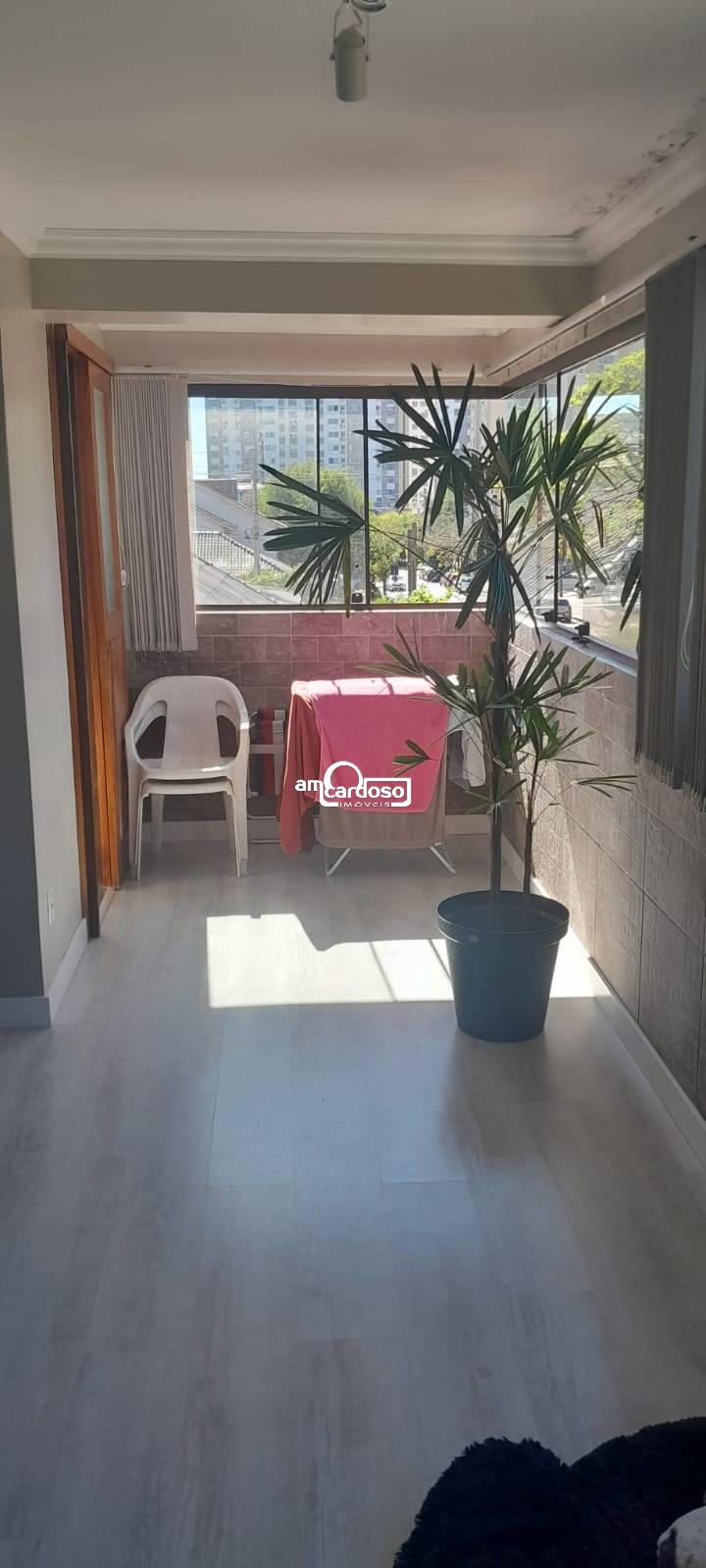 Apartamento com 3 quartos, 3 banheiros e 120m² à venda no bairro Sao Sebastiao, Porto Alegre