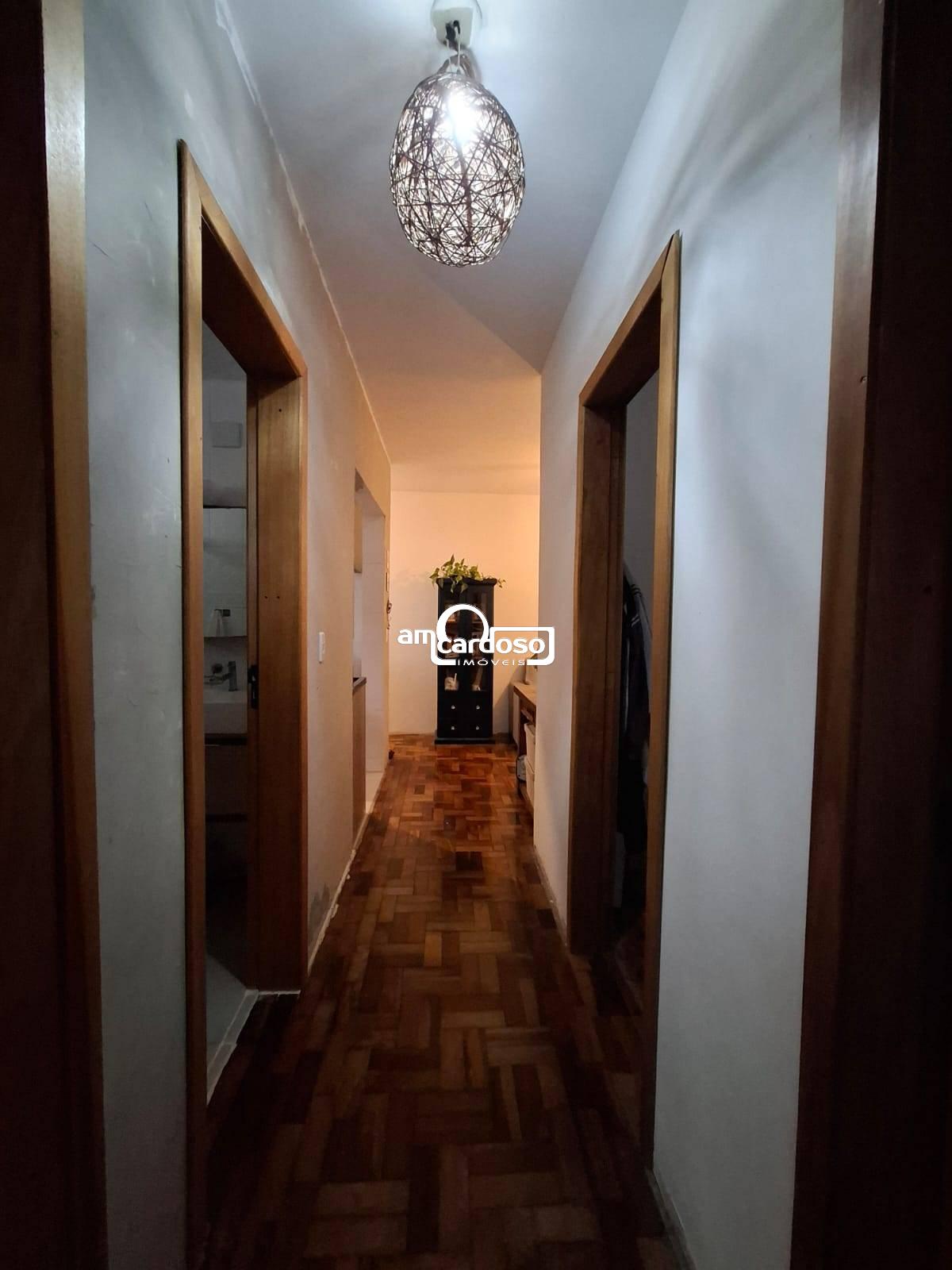 Apartamento com 3 quartos, 1 banheiro e 66m² à venda no bairro Sao Sebastiao, Porto Alegre