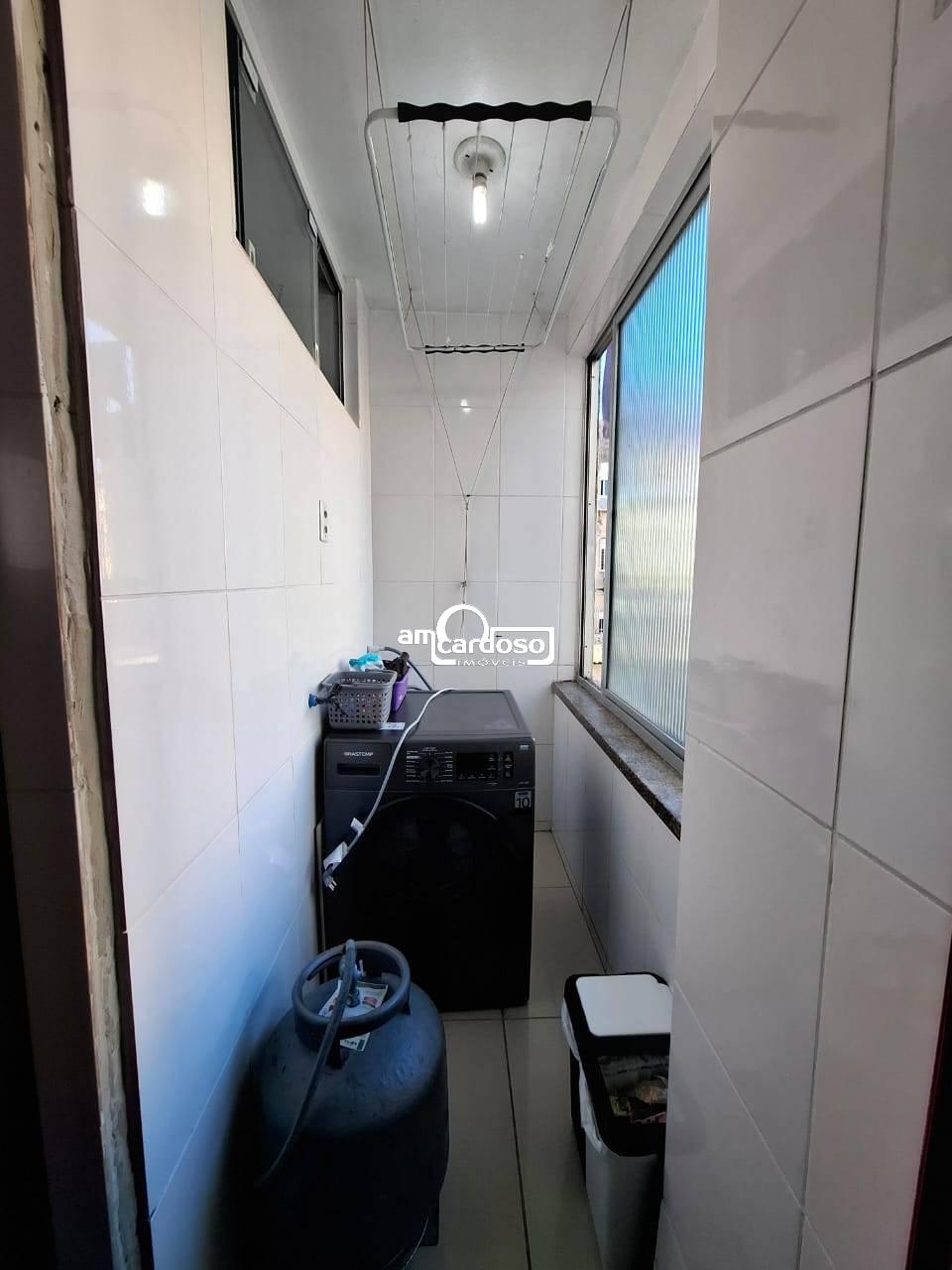 Apartamento com 3 quartos, 1 banheiro e 66m² à venda no bairro Sao Sebastiao, Porto Alegre